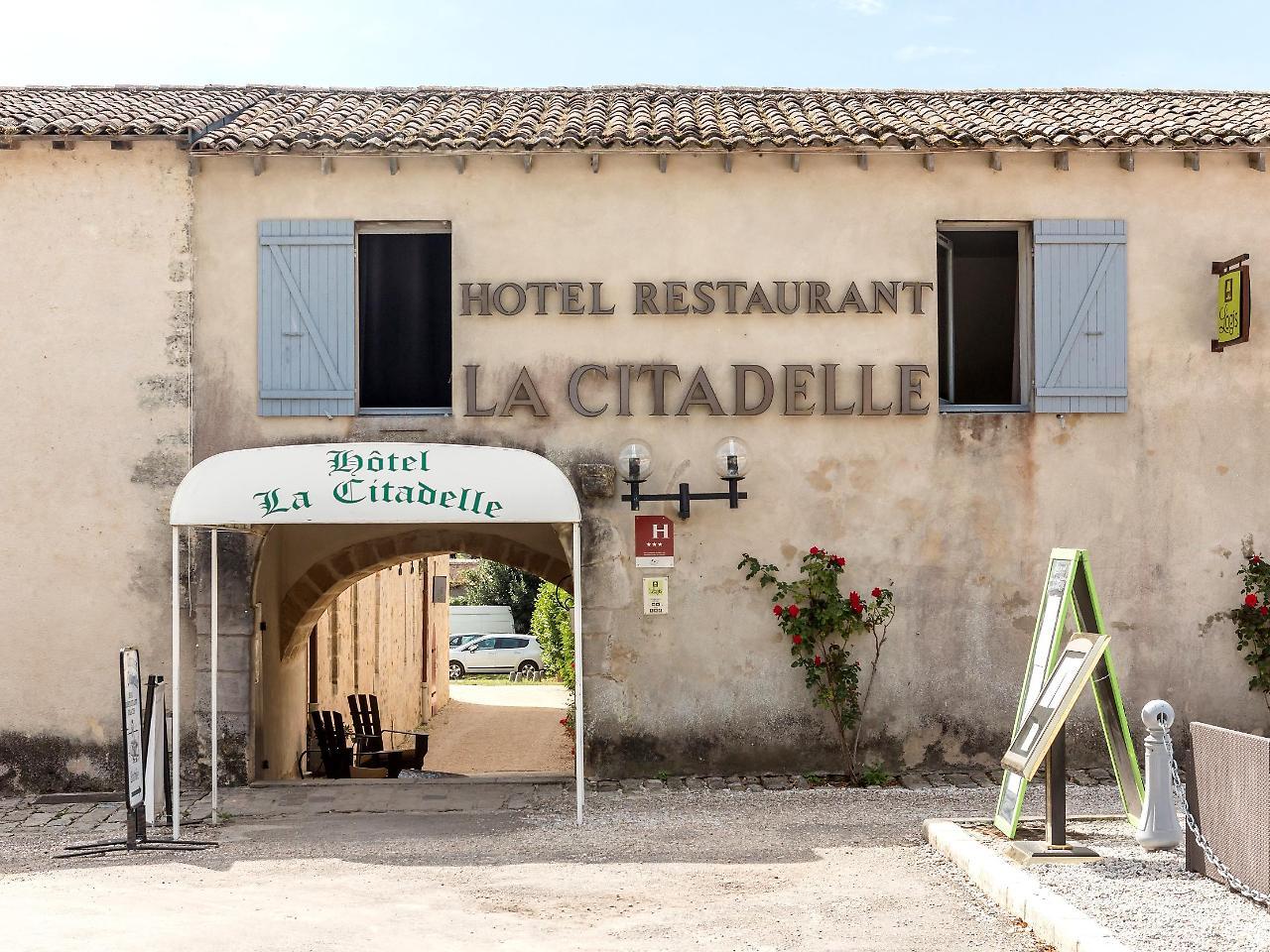 Logis Hotel Restaurant La Citadelle Blaye Exteriör bild